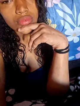 Rubievans22 webcam