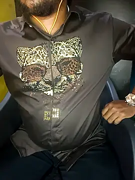 Karantamiltop live sex cam
