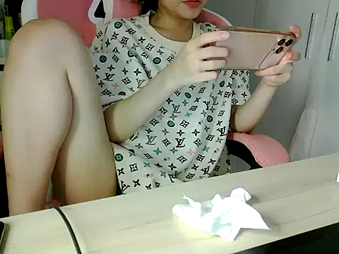 lucienguyen webcam