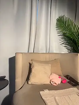 MiaFoxie_ webcam
