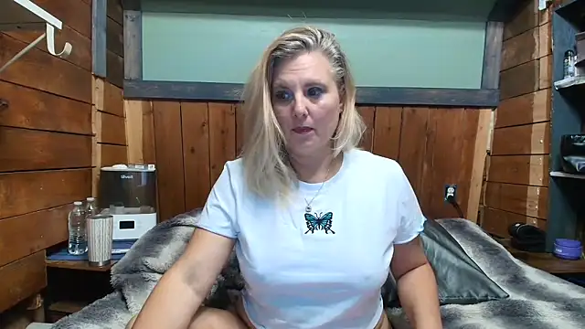 lisaxlovexxx webcam