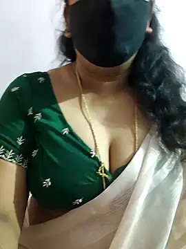 luci-queen webcam