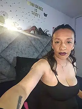 shantey_laurent - Shantey_Laurent's free webcam - UK Sex Cams