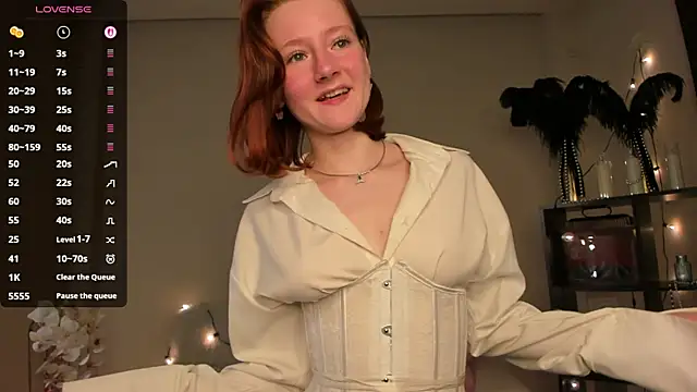 LallyLally_ webcam