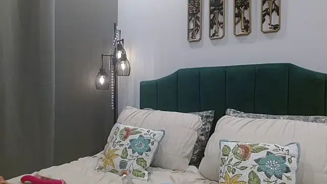 HazelSkyesChat