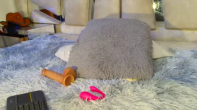 Natalyefoster live sex cam