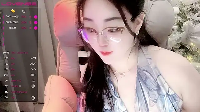 Monica-666888- webcam