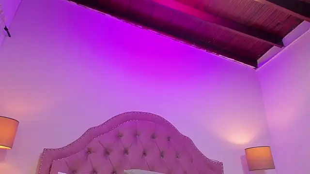 Mia_Culpa live sex cam
