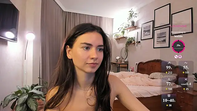 NicoleLuv webcam
