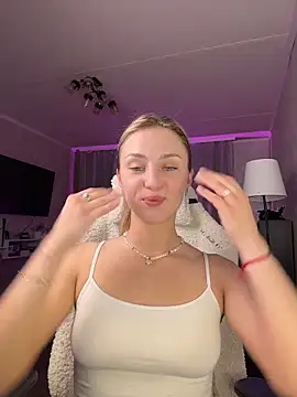 Mally_Say webcam