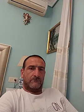 DanTrov79 webcam