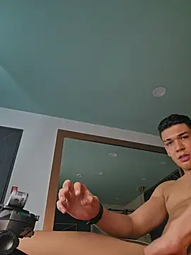 Apolo_Jackson live sex cam