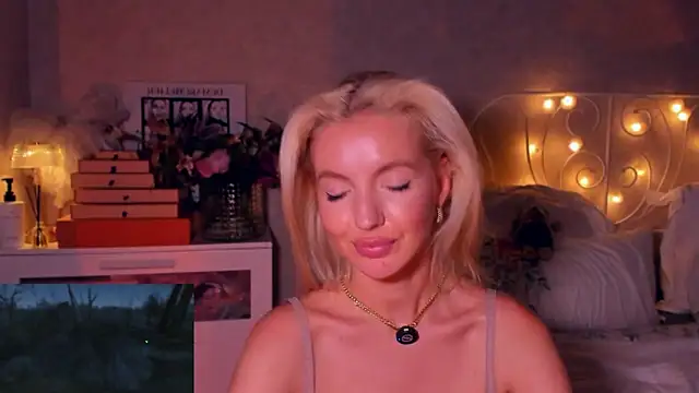 aestetick - Aestetick's free webcam - UK Sex Cams