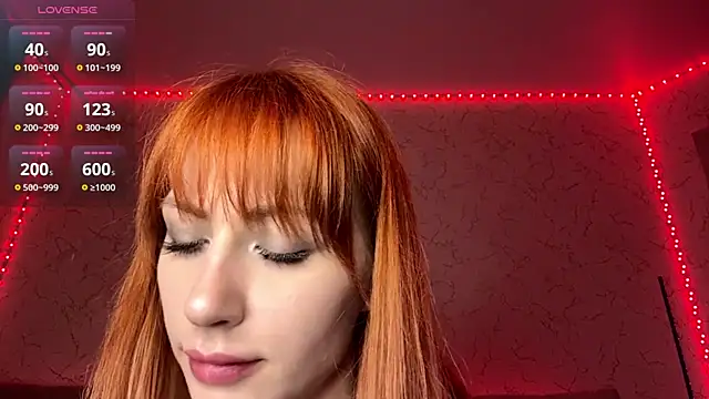 BlondeBun webcam