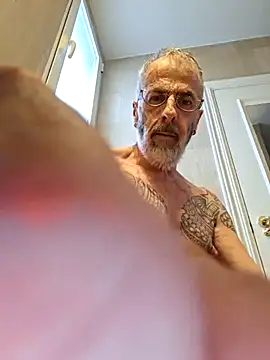 XXX666HEIL webcam
