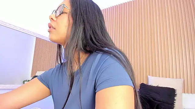 GenesisRuiz webcam