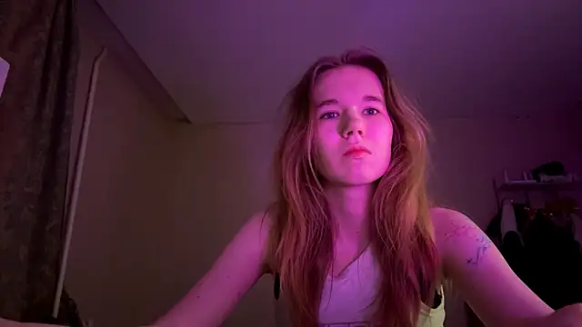 LeomaJee webcam