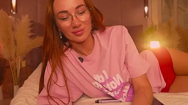 SerenaWest_ webcam