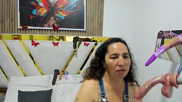 Luna_Naughty1 webcam