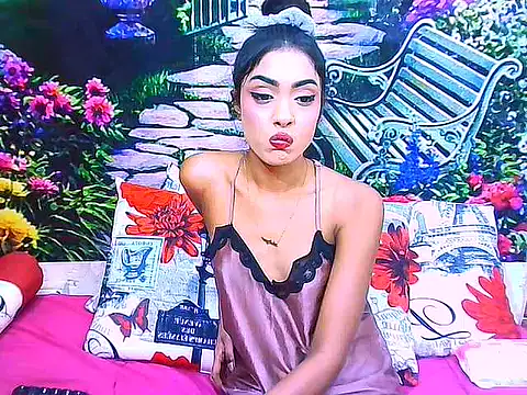 indianpretty14u2luv - IndianPretty14u2Luv's free webcam - UK Sex Cams