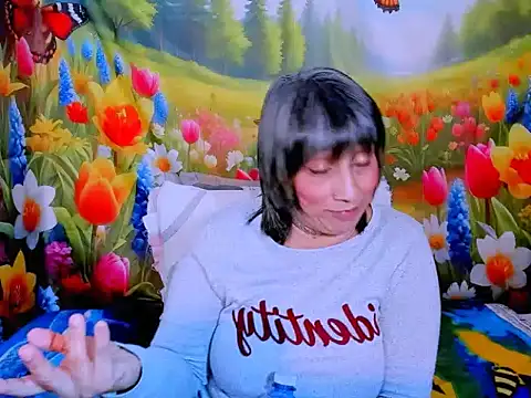 indianroxy webcam