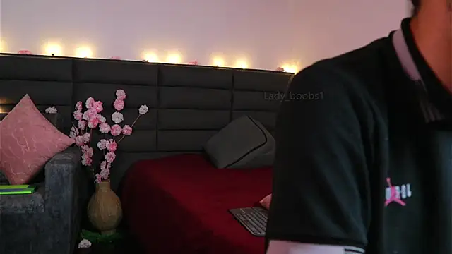 kathieandpovcock1 webcam