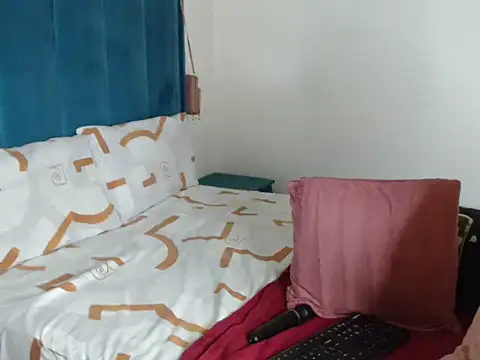tasha_xxx - Tasha_xxx's free webcam - UK Sex Cams