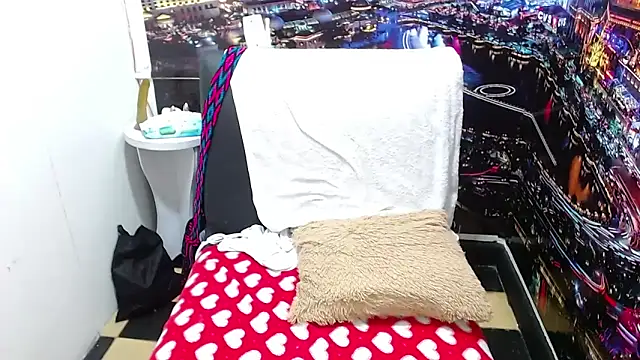 tila_nastyy webcam