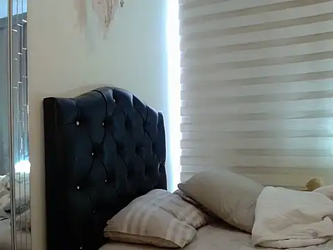 gooddes303salome webcam