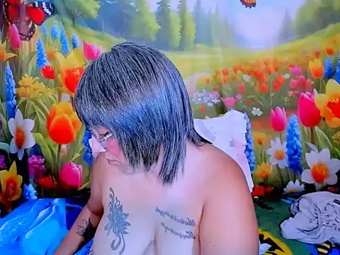 indianroxy webcam