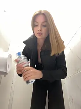 KrisMagnoly webcam
