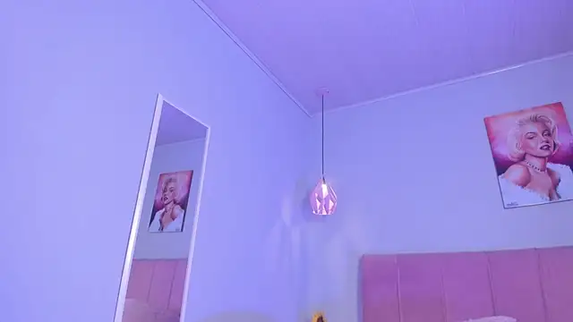 ela_petit webcam