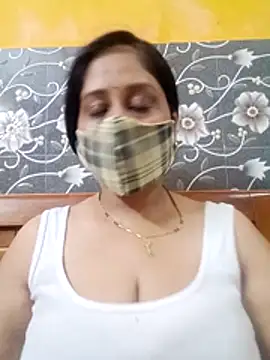 Wildsimmi25 webcam