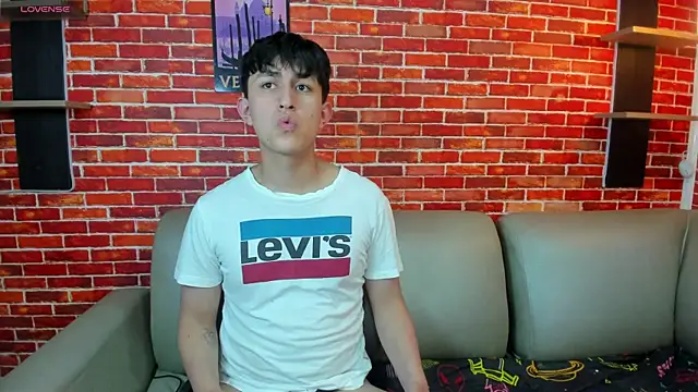 Hoot_boyss_ webcam