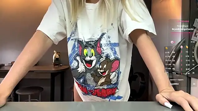 SoftnessMila webcam