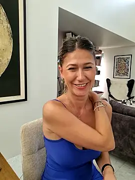 CelynaRoss webcam