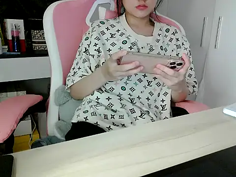 lucienguyen webcam