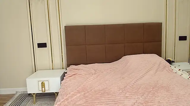 maddie_perezz webcam