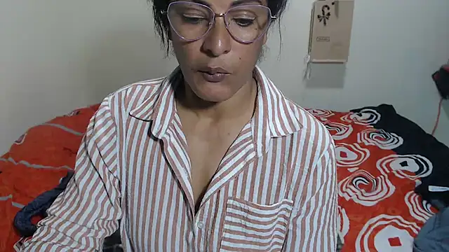 kateleyagrey webcam