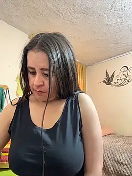 latinfemale webcam