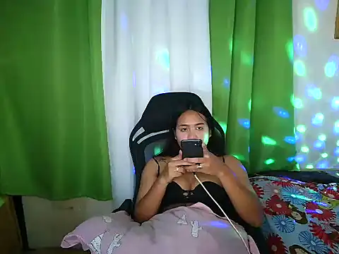 xLickme24 webcam