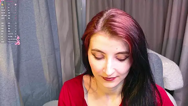 NicoleLuxe webcam
