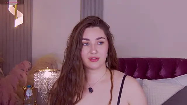 KiraBarlows webcam
