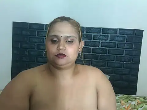 clover_spice21 webcam