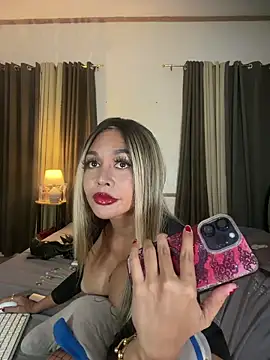 Monstercockgoddessx webcam