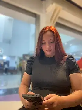 Scarlet_auraa webcam