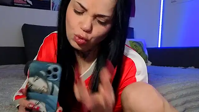 KiraQuinn1 webcam