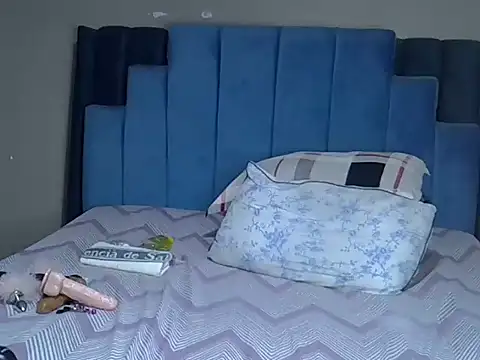 melanin_moon webcam