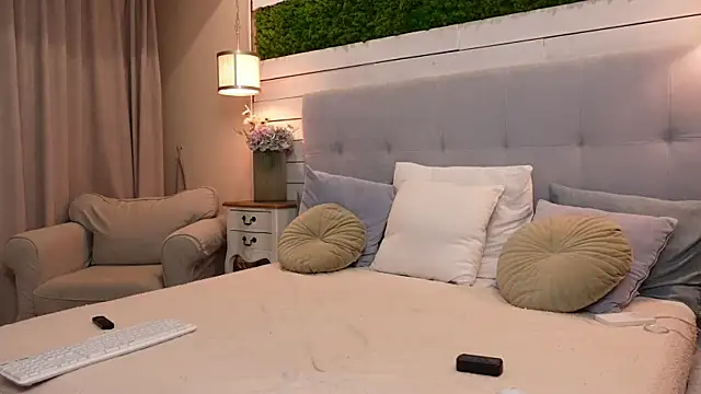 IsabellaMysty webcam