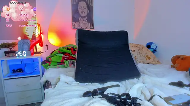 MarieTaylor_ webcam